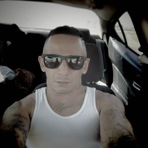 Meet your Posher, Lionel